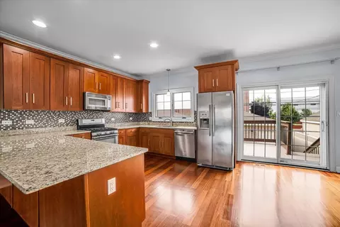 6825 W 64th Pl, Chicago, IL 60638 photo 9