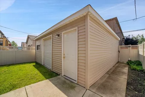 6825 W 64th Pl, Chicago, IL 60638 photo 37