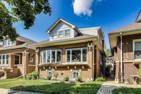 5262 N Lind Ave, Chicago, IL 60630