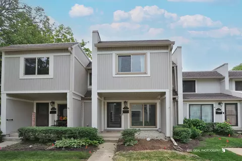 568 Quail Creek Dr #568, Grayslake, IL 60030