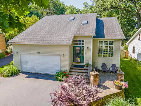 409 12 Concord Ave, Fox River Grove, IL 60021