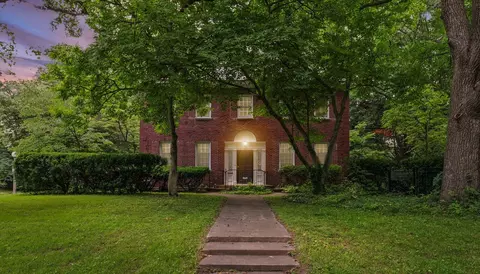 1109 S Douglas Ave, Urbana, IL 61801
