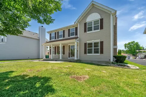 Exterior - 4218 Glenlo Dr, Plainfield, IL 60586 photo 3 of 9
