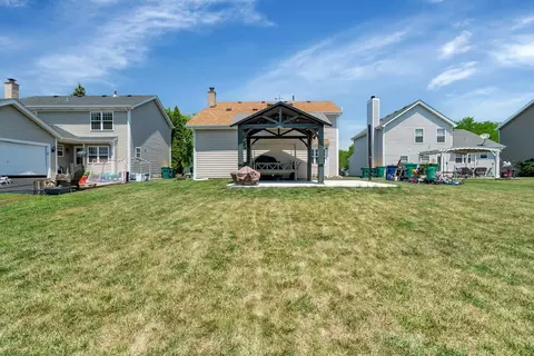 Exterior - 4218 Glenlo Dr, Plainfield, IL 60586 photo 6 of 9