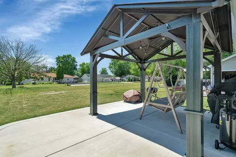 Exterior - 4218 Glenlo Dr, Plainfield, IL 60586 photo 9 of 9