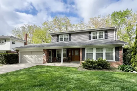 604 S Reuter Dr, Arlington Heights, IL 60005
