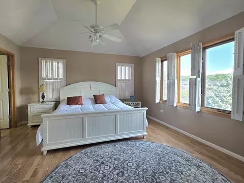 Bedroom - 3204 Apache Dr, New Lenox, IL 60451 photo 2 of 5