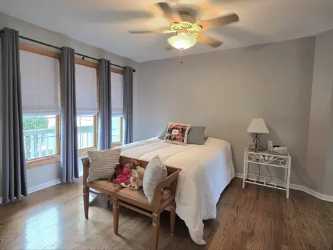 Bedroom - 3204 Apache Dr, New Lenox, IL 60451 photo 1 of 5