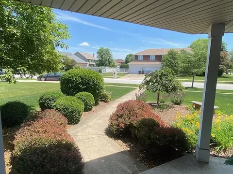 19338 Kickapoo Dr, Tinley Park, IL 60487 photo 5