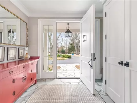 Entry Way - 305 Maple Row Ave, Northfield, IL 60093 photo 1 of 5