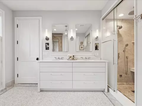 Bath - 305 Maple Row Ave, Northfield, IL 60093 photo 1 of 12
