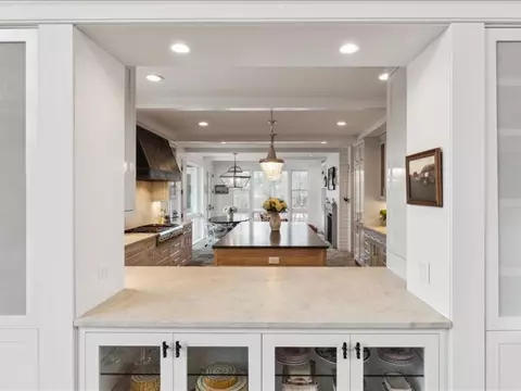 Kitchen - 305 Maple Row Ave, Northfield, IL 60093 photo 1 of 9