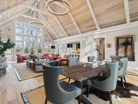 Dining - 305 Maple Row Ave, Northfield, IL 60093 photo 3 of 6