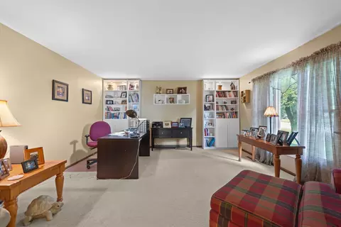 865 S Main Ave, Kankakee, IL 60901 photo 2
