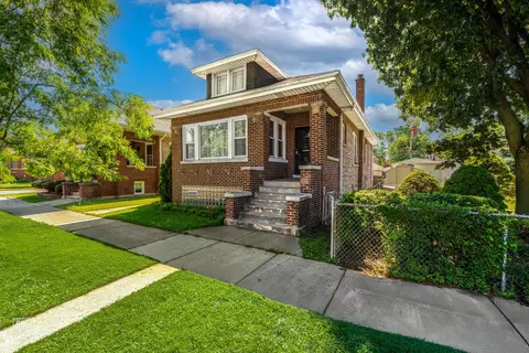 1242 Highland Ave, Berwyn, IL 60402