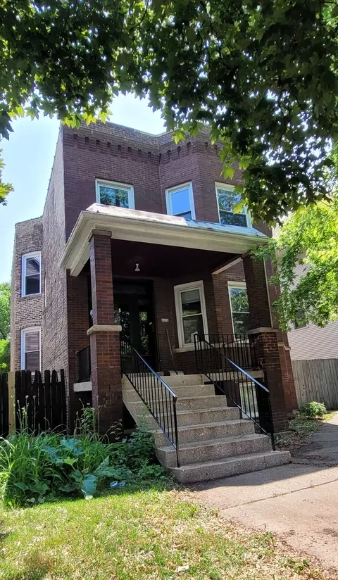 4139 N Pulaski Rd, Chicago, IL 60641