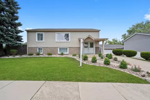 9100 W 147th St, Orland Park, IL 60462