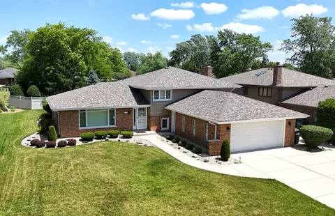 15363 Sunflower Ct, Orland Park, IL 60462