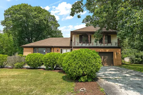 20707 Greenwood Ct, Olympia Fields, IL 60461