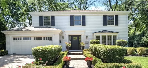 1116 Mary Ln, Naperville, IL 60540