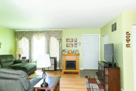 15455 Lawndale Ave, Markham, IL 60428 photo 6