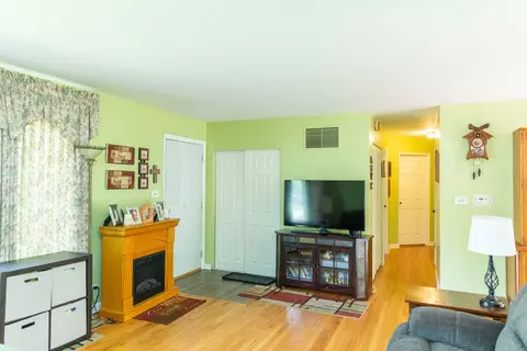 15455 Lawndale Ave, Markham, IL 60428 photo 7