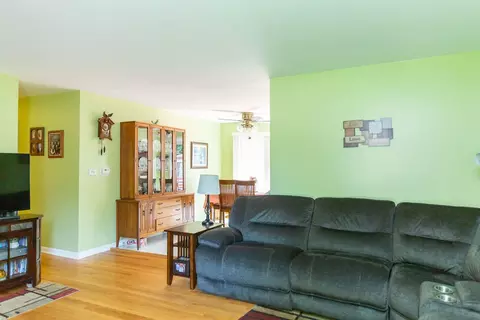 15455 Lawndale Ave, Markham, IL 60428 photo 4