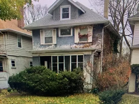1836 W Farwell Ave, Chicago, IL 60626