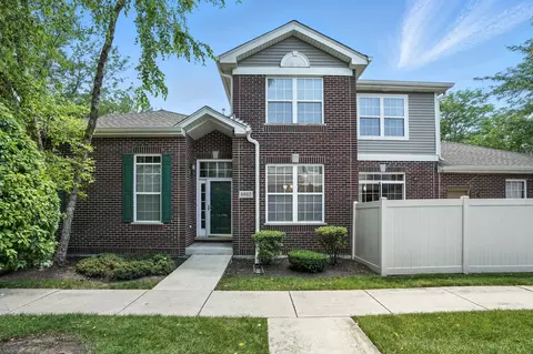 6602 Pine Lake Dr, Tinley Park, IL 60477
