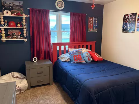 Bedroom - 6 Kimberly Dr, Spring Valley, IL 61362 photo 5 of 10