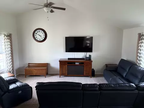Living - 6 Kimberly Dr, Spring Valley, IL 61362 photo 1 of 3
