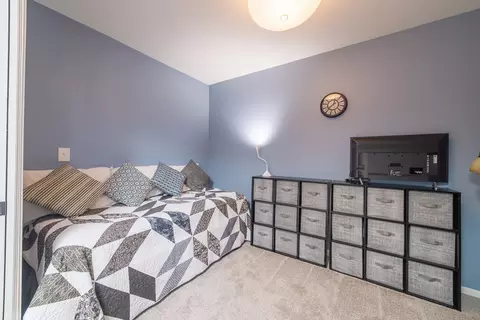 Bedroom - 2001 Jeffrey Ln, Elgin, IL 60123 photo 3 of 3
