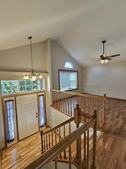 Entry Way - 457 Hadley Ct, Bartlett, IL 60103 photo 1 of 1