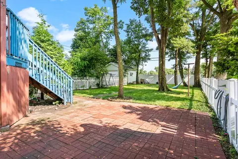 8112 Christie Ave, Lyons, IL 60534 photo 22