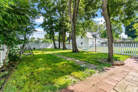 8112 Christie Ave, Lyons, IL 60534 photo 27