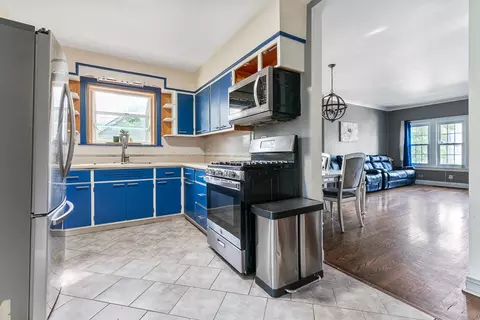 8112 Christie Ave, Lyons, IL 60534 photo 9