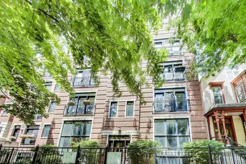 846 W Roscoe St #3W, Chicago, IL 60657