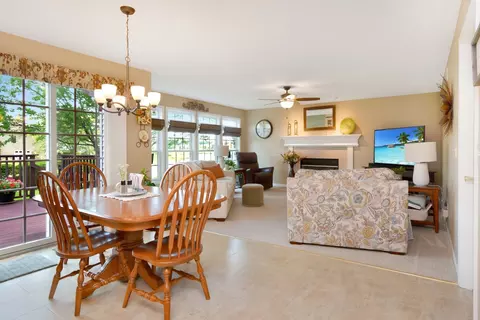 Dining - 3115 Sable Oaks Rd, Bloomington, IL 61704 photo 1 of 4