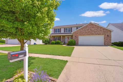 Exterior - 3115 Sable Oaks Rd, Bloomington, IL 61704 photo 9 of 11