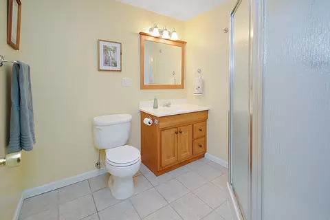 Bath - 3115 Sable Oaks Rd, Bloomington, IL 61704 photo 12 of 15