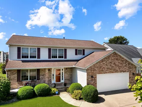 3115 Sable Oaks Rd, Bloomington, IL 61704