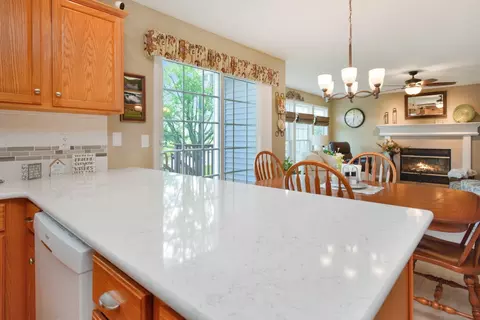 Kitchen - 3115 Sable Oaks Rd, Bloomington, IL 61704 photo 14 of 18