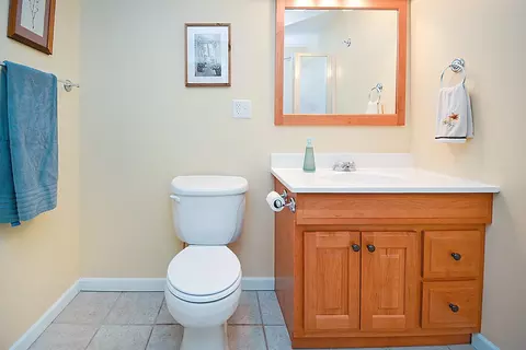 Bath - 3115 Sable Oaks Rd, Bloomington, IL 61704 photo 14 of 15