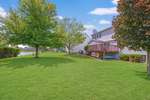 Exterior - 3115 Sable Oaks Rd, Bloomington, IL 61704 photo 3 of 11