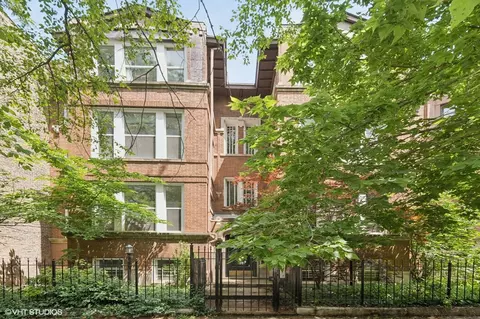 5245 N Winthrop Ave #3S, Chicago, IL 60640