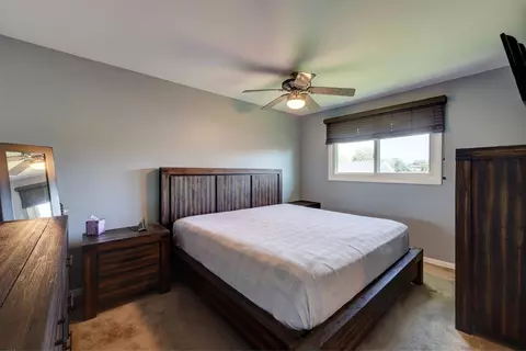 Bedroom - 1213 Rose Ct, Bartlett, IL 60103 photo 2 of 3