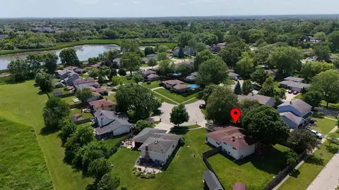 View/Area - 1213 Rose Ct, Bartlett, IL 60103 photo 2 of 4