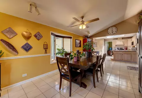 Dining - 1213 Rose Ct, Bartlett, IL 60103 photo 3 of 3