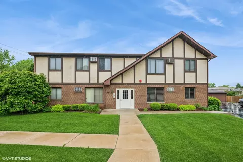 4572 W 131st St #1N, Alsip, IL 60803