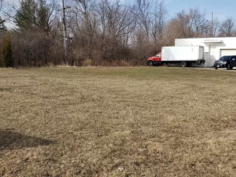 935 E Saint Charles Rd, Lombard, IL 60148